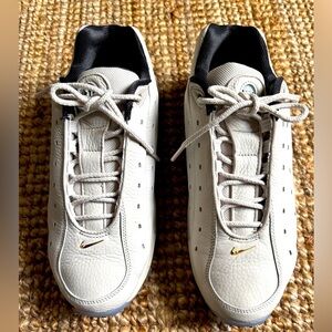 Nike White and Black Sneakers